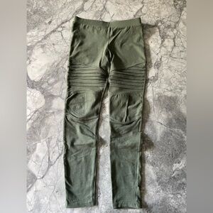 Kids Olive Green Stretchy Leggings size M 7/8